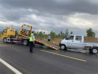 梅江区车辆遇故障需救援,就近道路救援电话该怎么找?